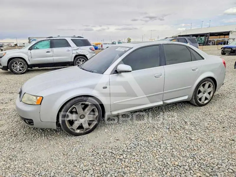 2005 Audi S4 photo