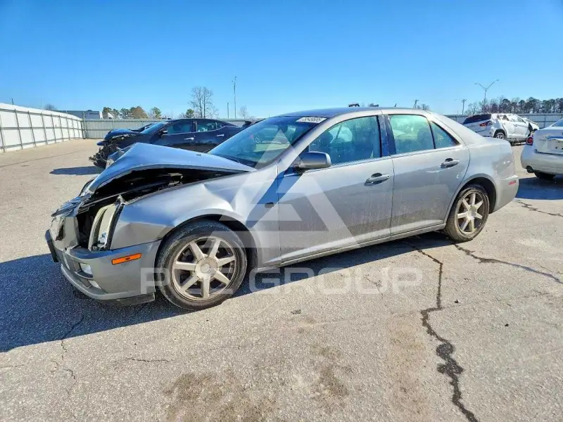 2005 Cadillac STS photo