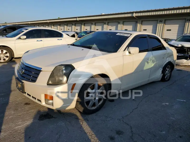 2005 Cadillac CTS photo