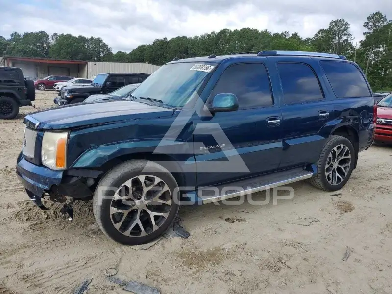 2005 Cadillac ESCALADE photo
