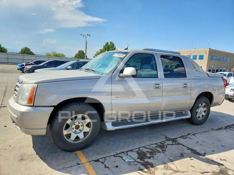 2005 Cadillac ESCALADE фото