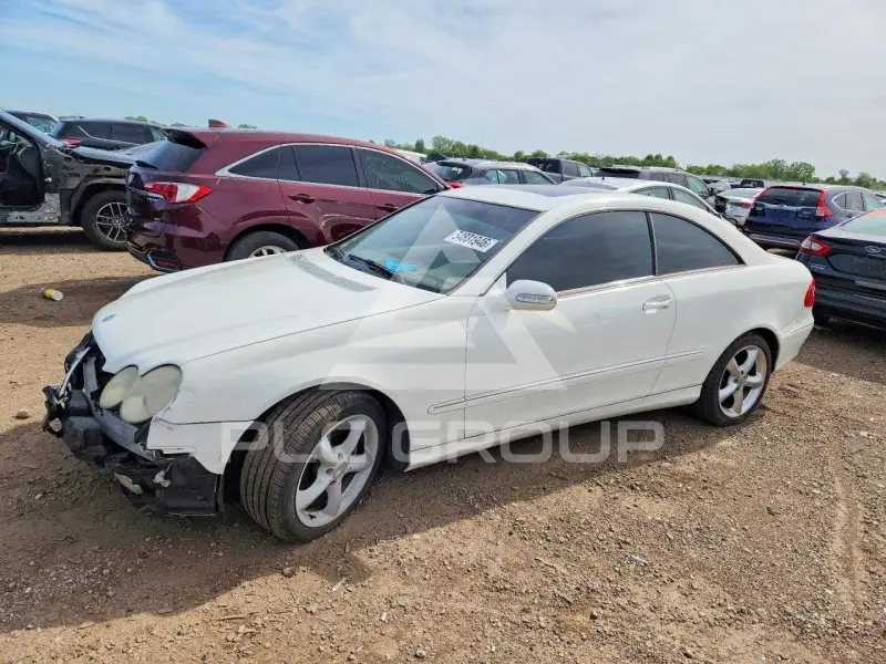 2005 Mercedes Benz CLK фото
