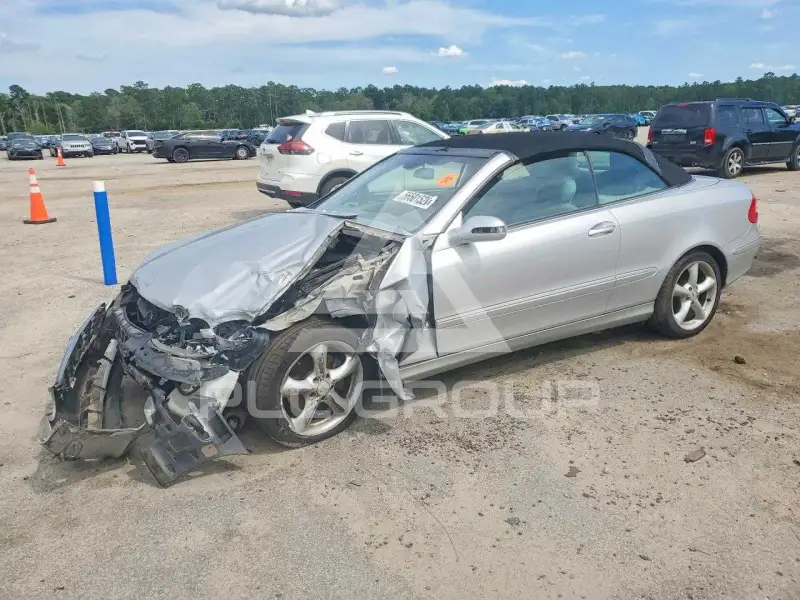 2005 Mercedes Benz CLK фото