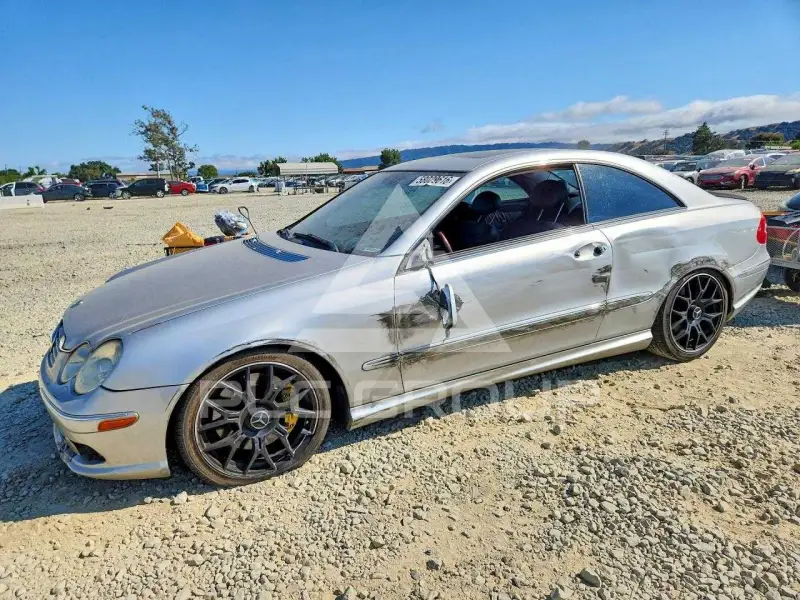 2005 Mercedes Benz CLK фото