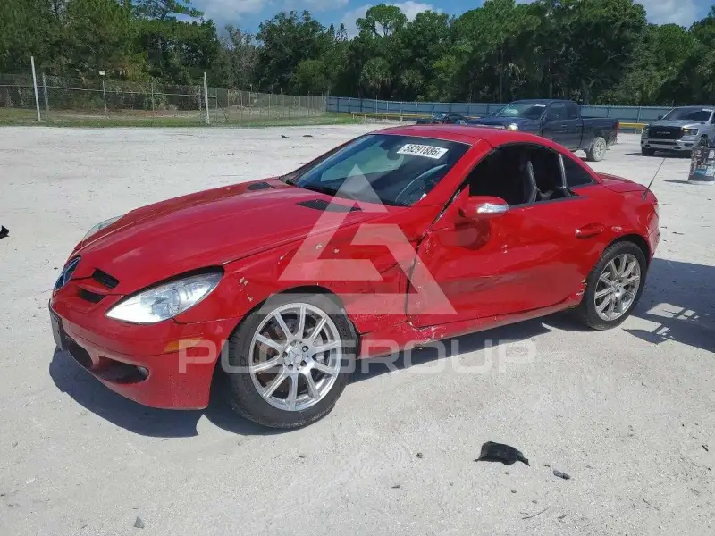 2005 Mercedes Benz SLK-Class photo