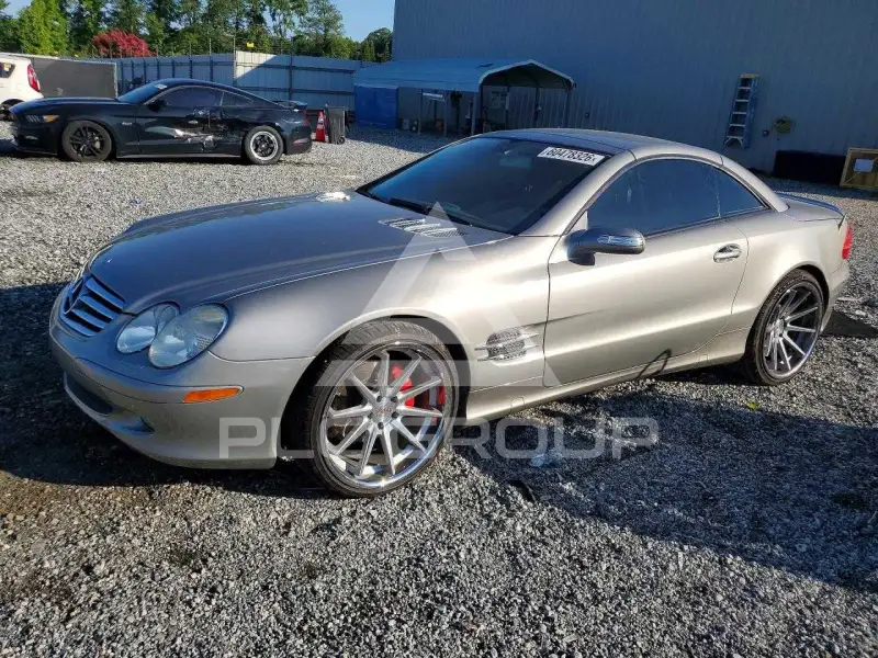 2005 Mercedes Benz SL-Class photo