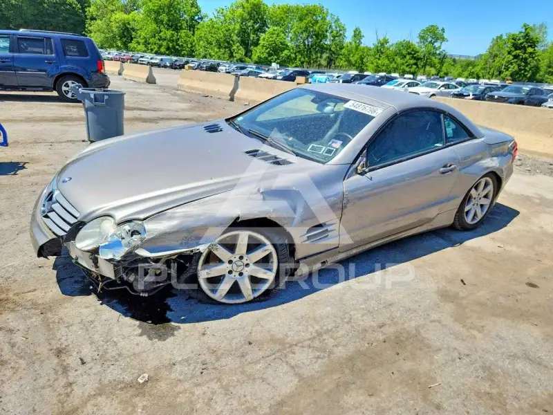 2005 Mercedes Benz SL-Class photo