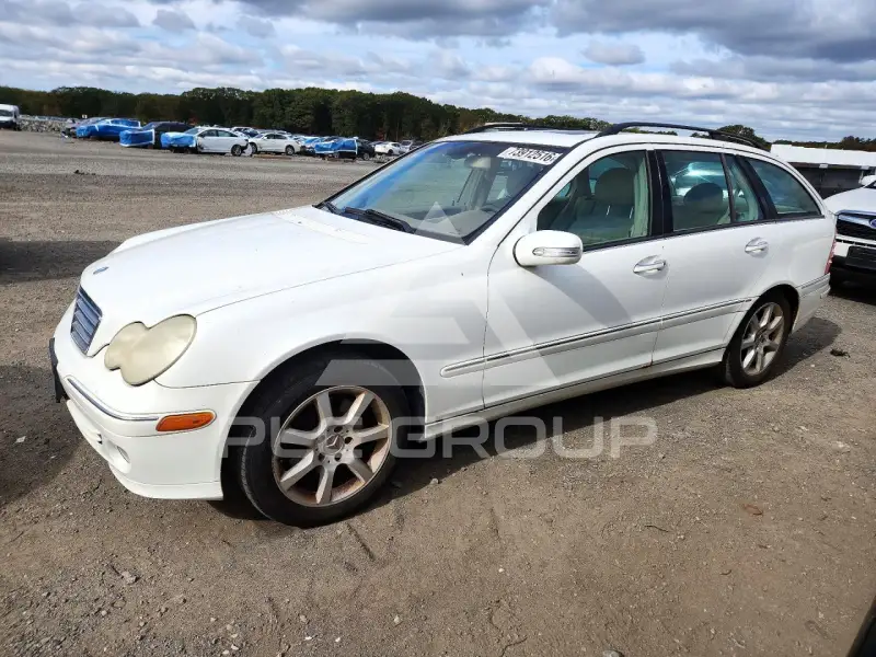 2005 Mercedes Benz C-Class фото
