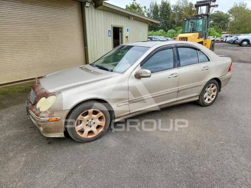 2005 Mercedes Benz C-Class фото