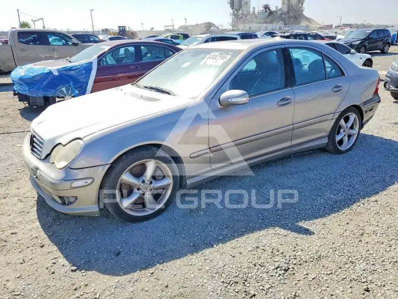 2005 Mercedes Benz C-Class фото