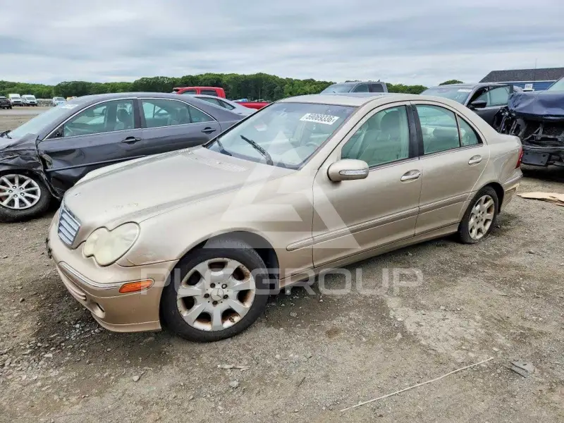 2005 Mercedes Benz C-Class фото