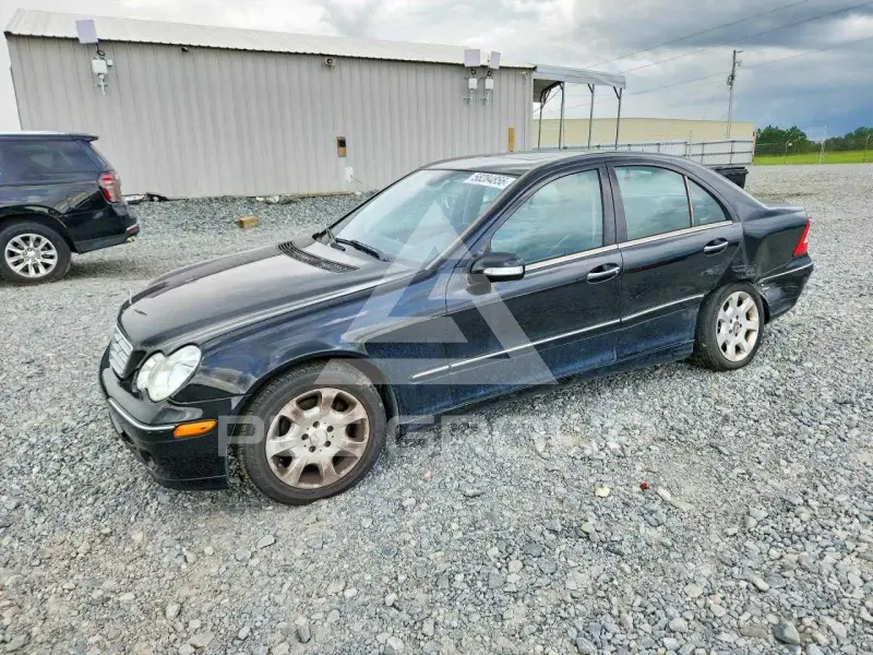 2005 Mercedes Benz C-Class фото