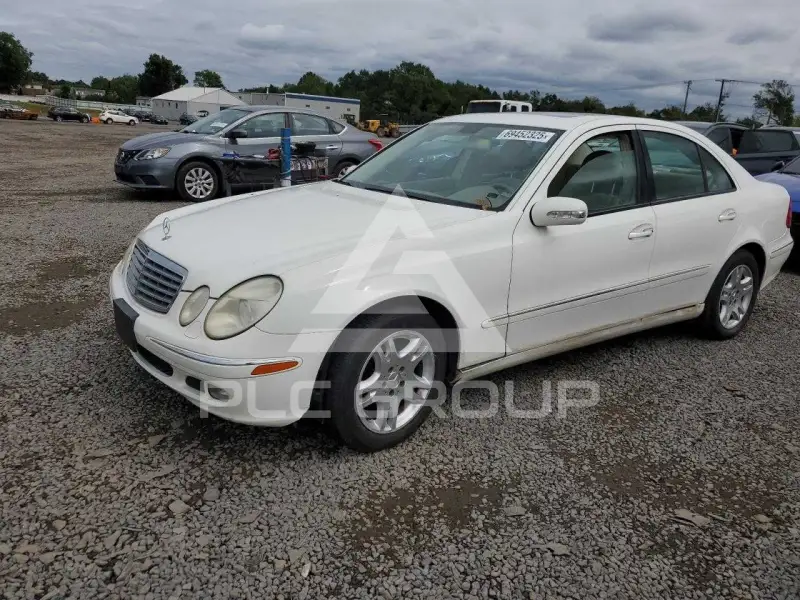 2005 Mercedes Benz E-Class photo