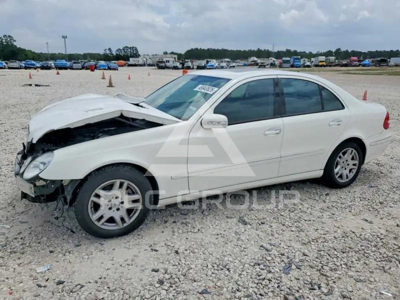 2005 Mercedes Benz E-Class фото