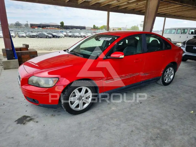 2005 Volvo S40 photo