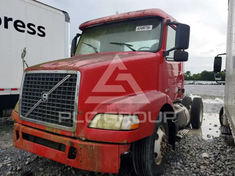 2005 Volvo VNL фото