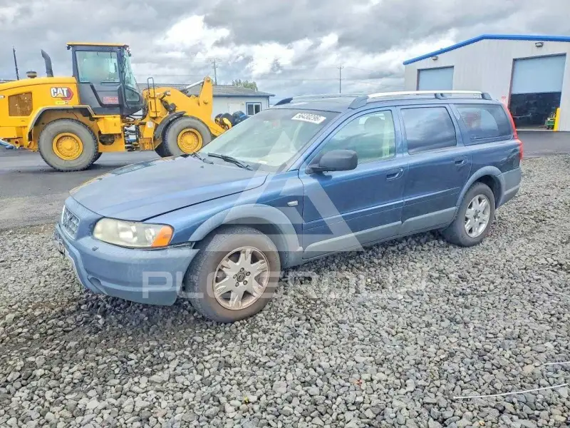 2005 Volvo XC70 photo