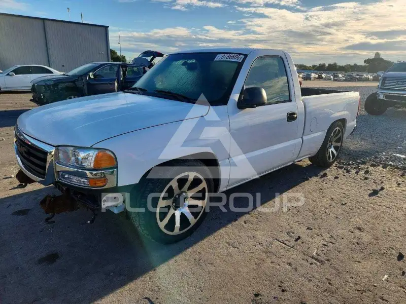 2005 GMC 1500 photo
