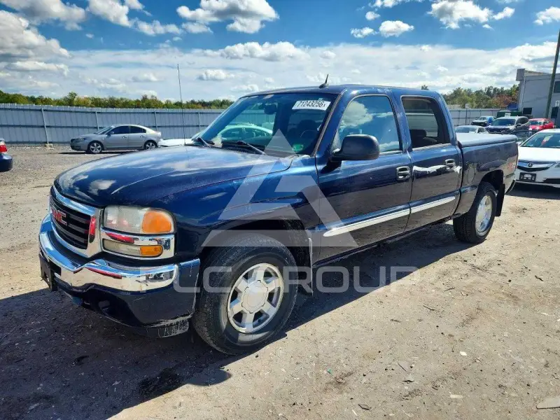 2005 GMC Sierra photo