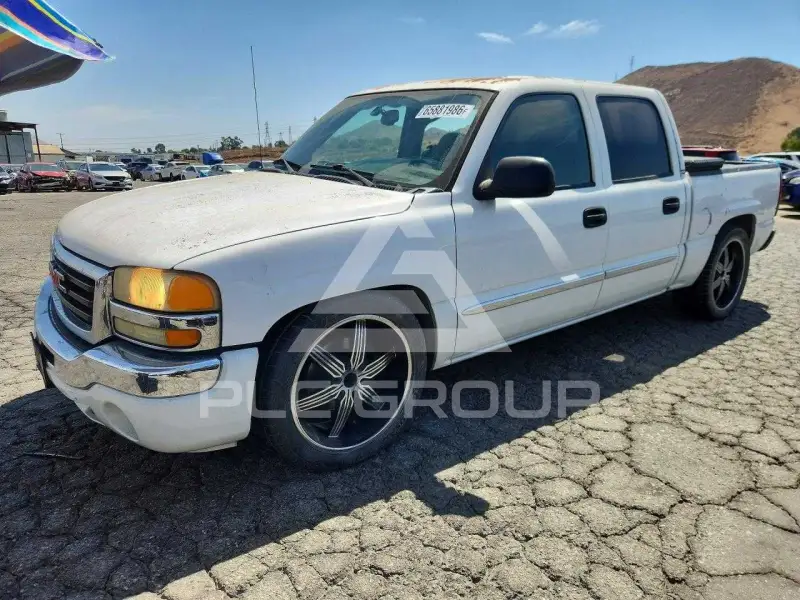 2005 GMC Sierra фото