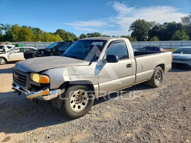 2005 GMC Sierra photo