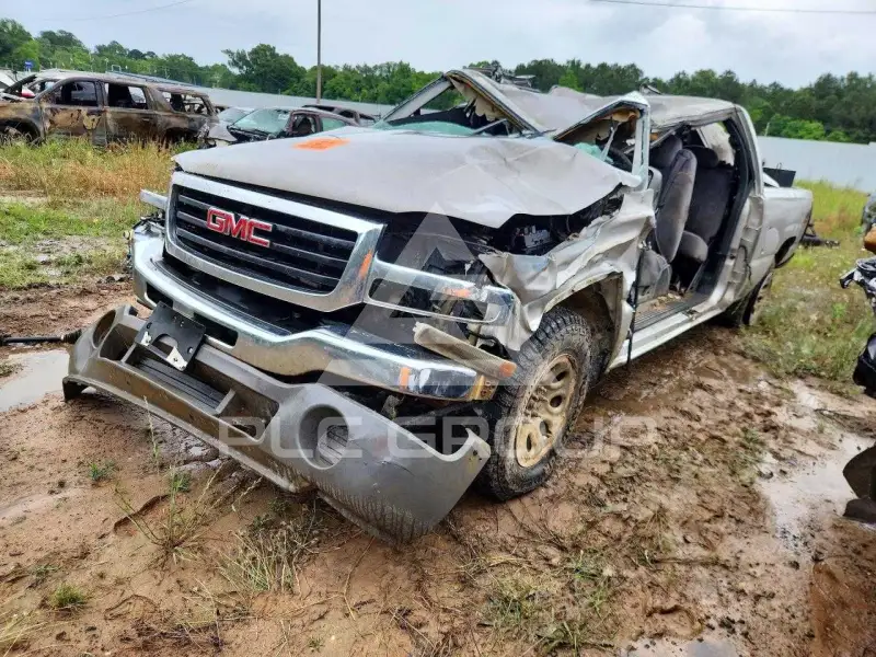 2005 GMC Sierra photo
