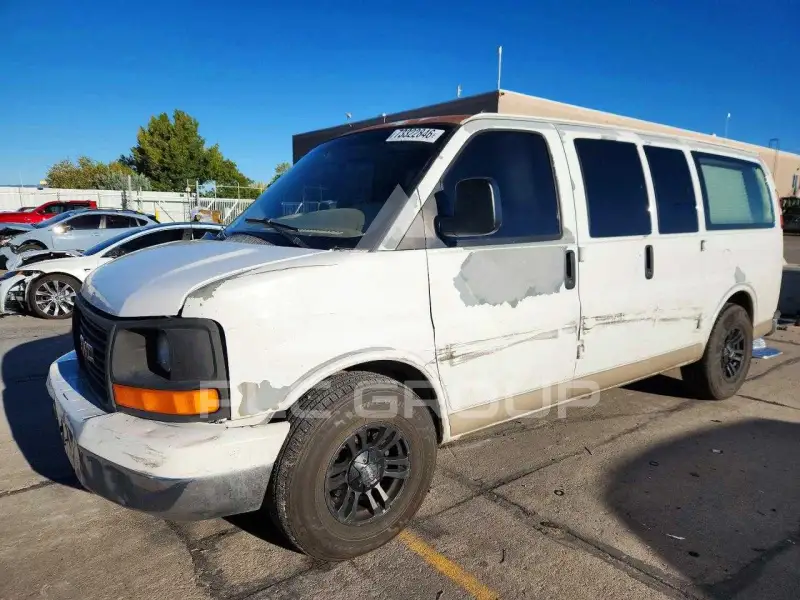 2005 GMC Savana photo