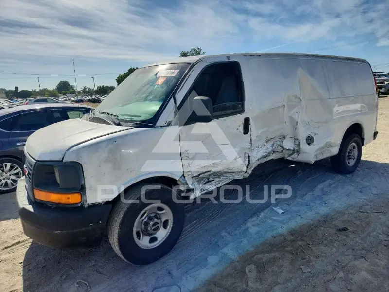 2005 GMC Savana photo