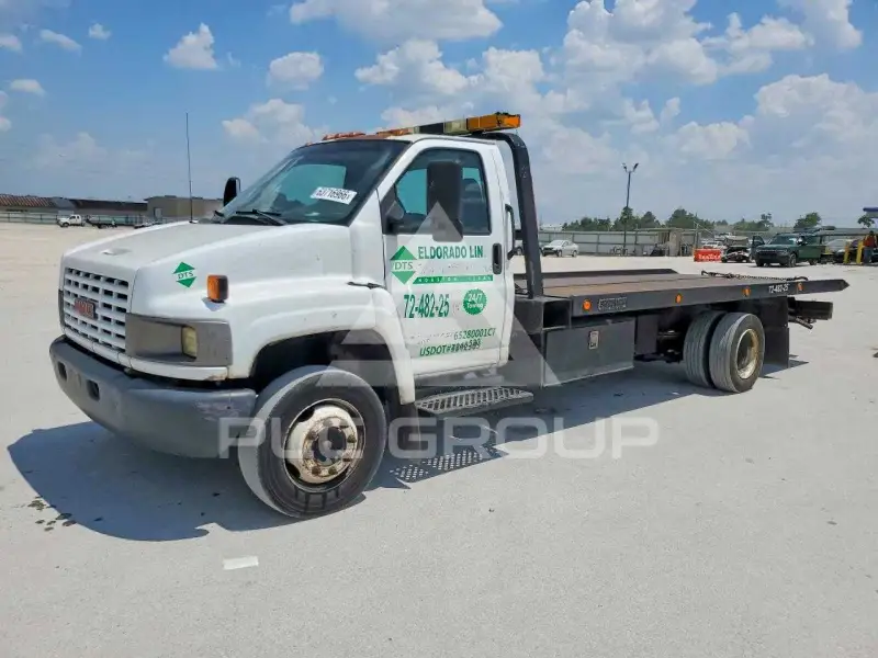2005 GMC CK Series photo