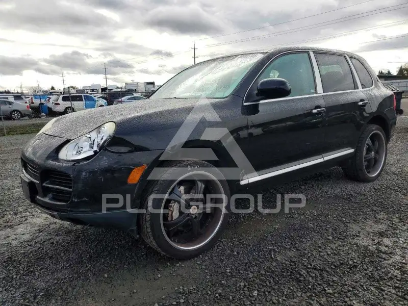 2005 Porsche Cayenne photo