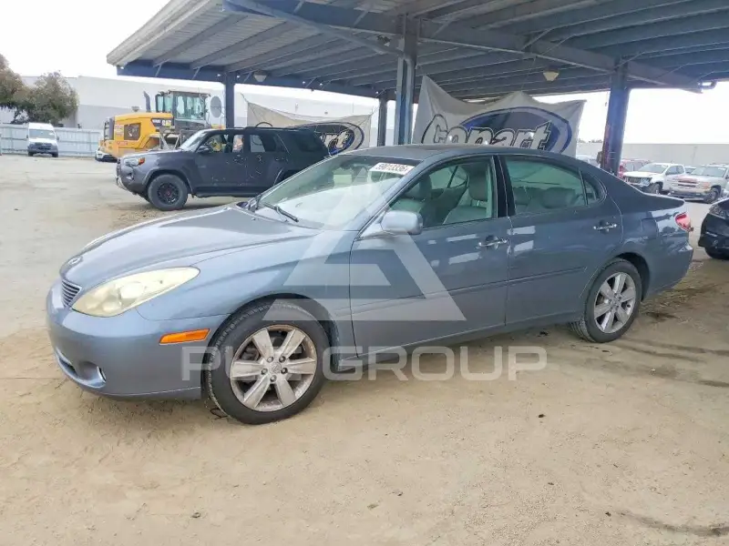 2005 Lexus ES330 photo