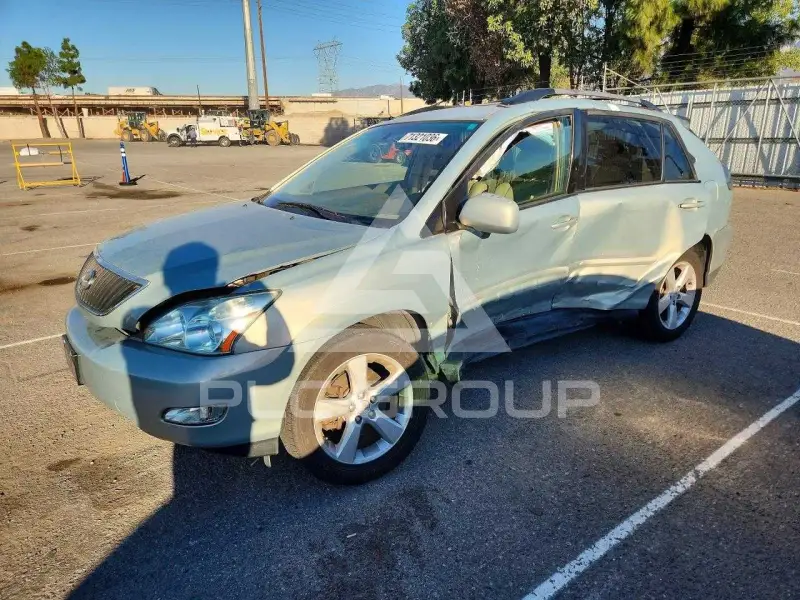 2005 Lexus RX330 photo