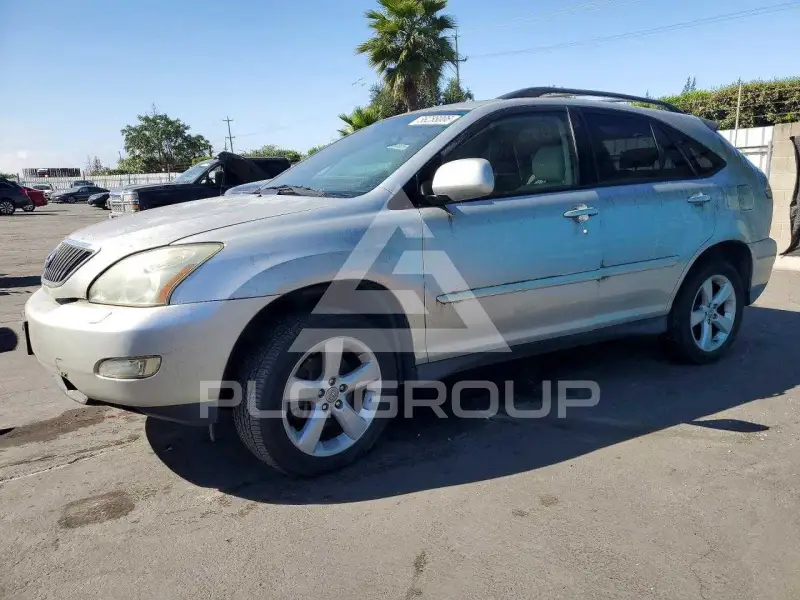 2005 Lexus RX330 photo