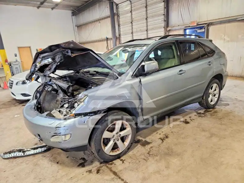 2005 Lexus RX330 photo