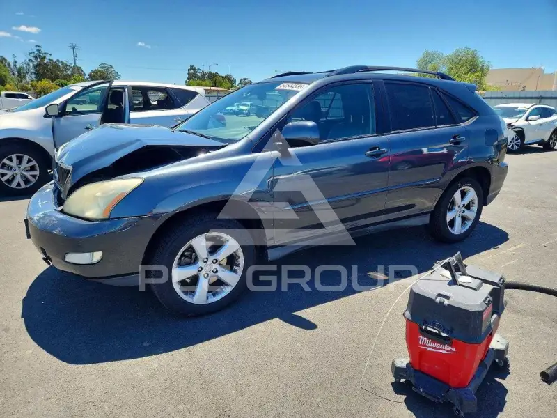 2005 Lexus RX330 photo