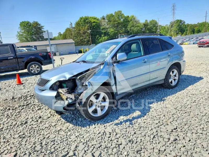 2005 Lexus RX330 photo