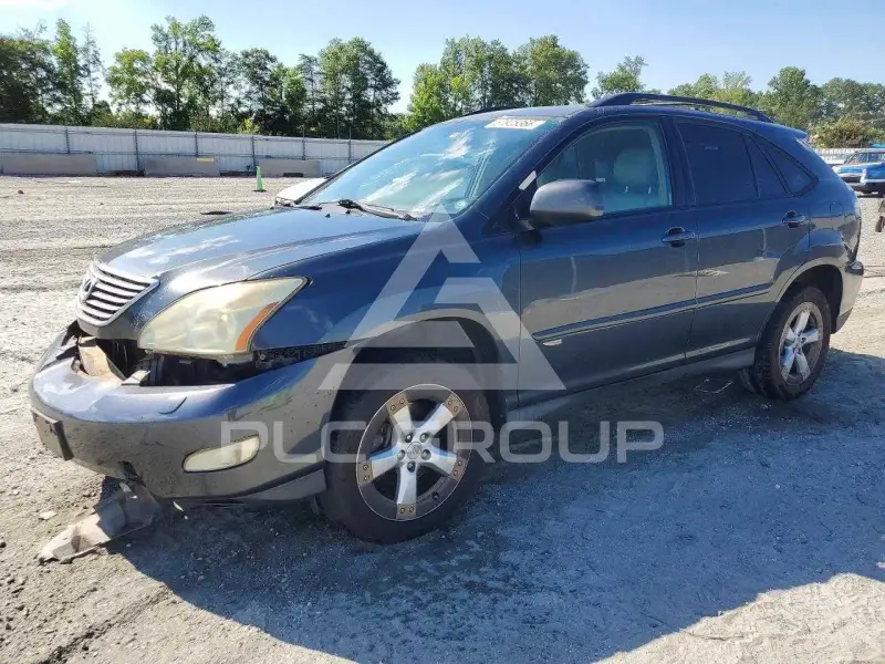 2005 Lexus RX photo