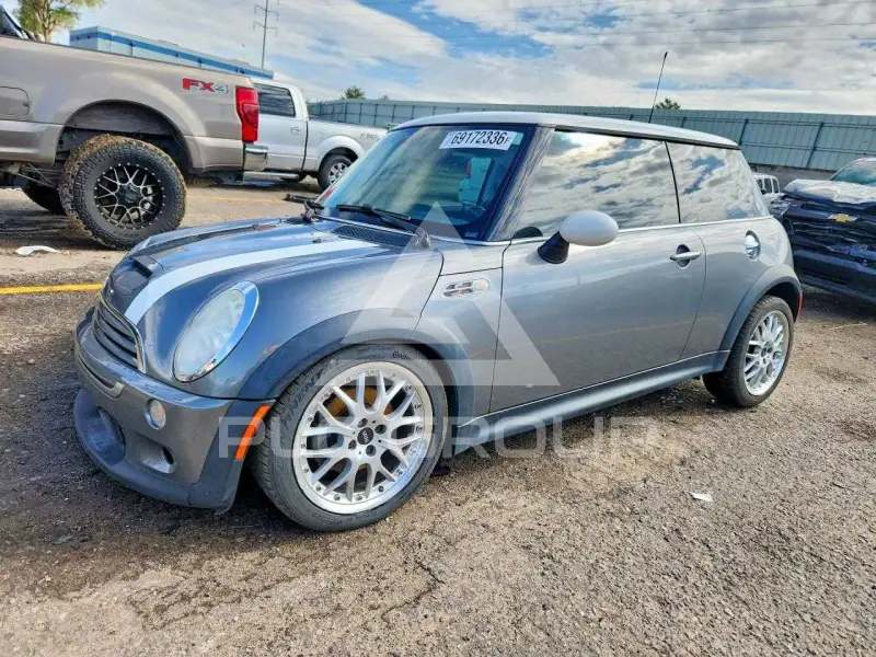 2005 Mini COOPER photo