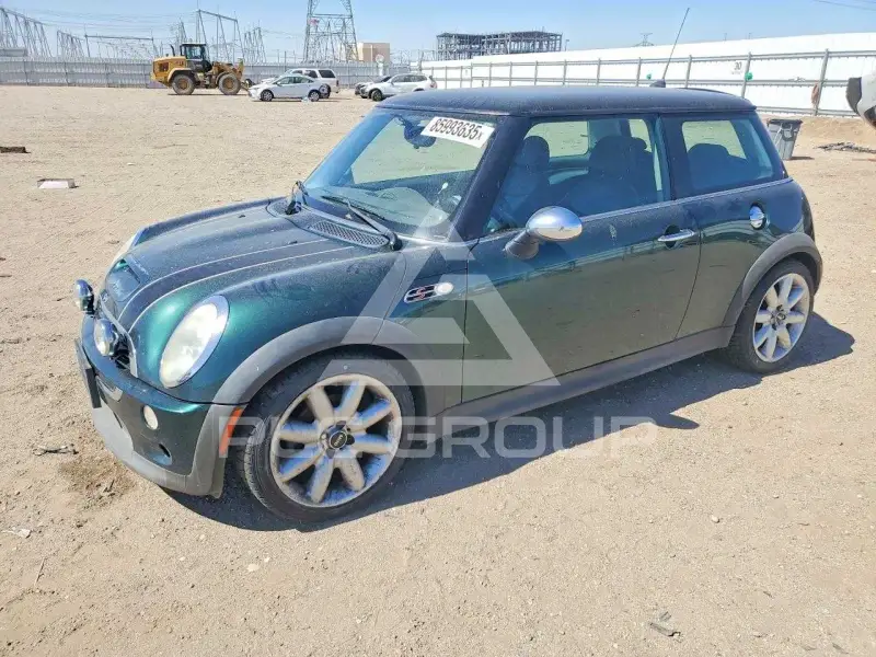 2005 Mini COOPER photo