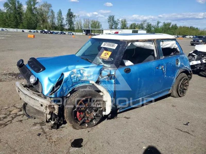 2005 Mini COOPER фото