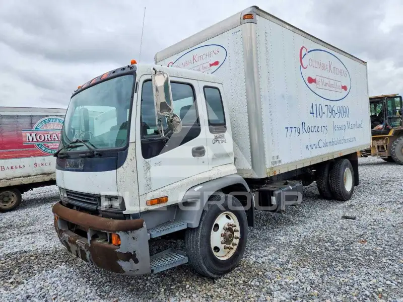 2005 Isuzu FTR photo