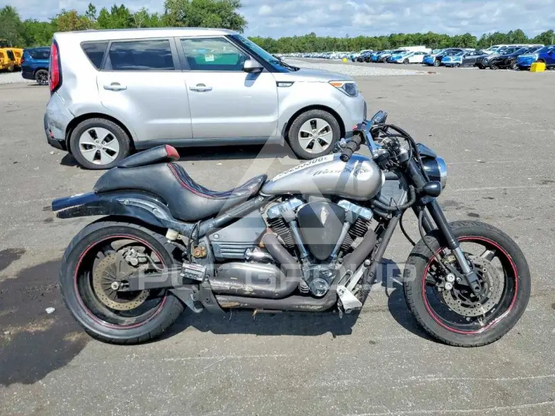 2005 Yamaha  photo