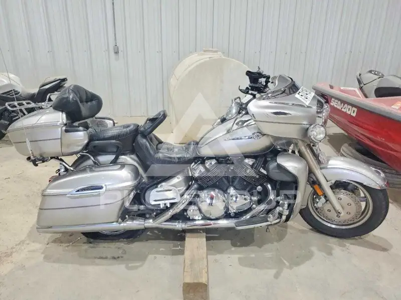 2005 Yamaha XVZ фото
