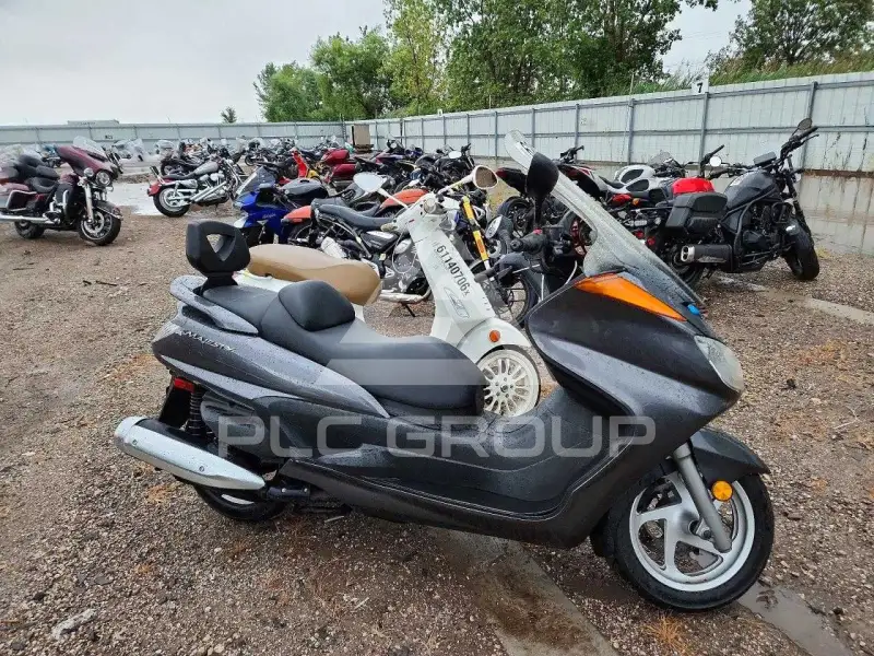 2005 Yamaha  фото