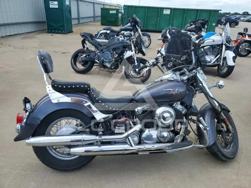 2005 Yamaha XVS650 фото