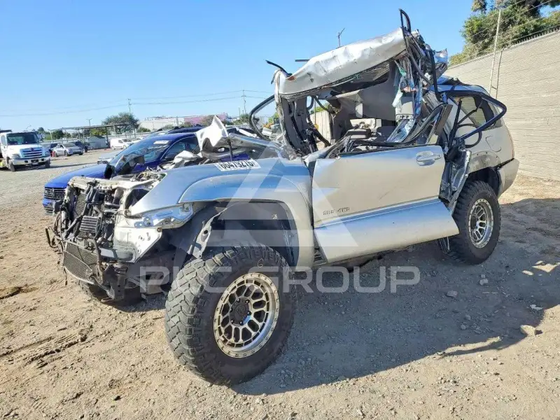 2005 Toyota 4 RUNNER photo
