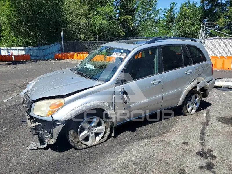 2005 Toyota RAV4 photo