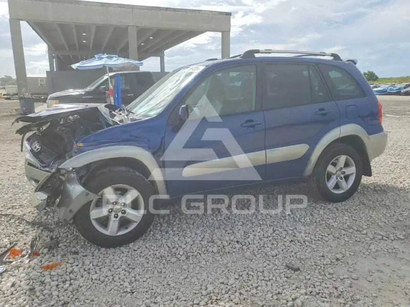 2005 Toyota RAV4 photo