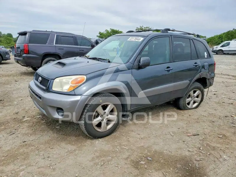 2005 Toyota RAV4 photo