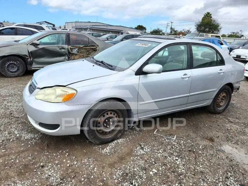 2005 Toyota COROLLA фото